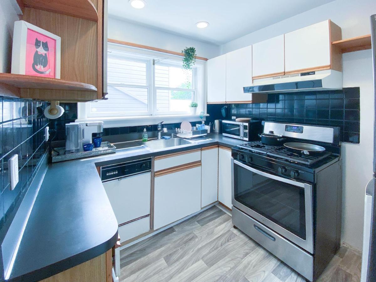 Apartment Charming 2nd Fl Retreat, Heart Of Capitol Hill *